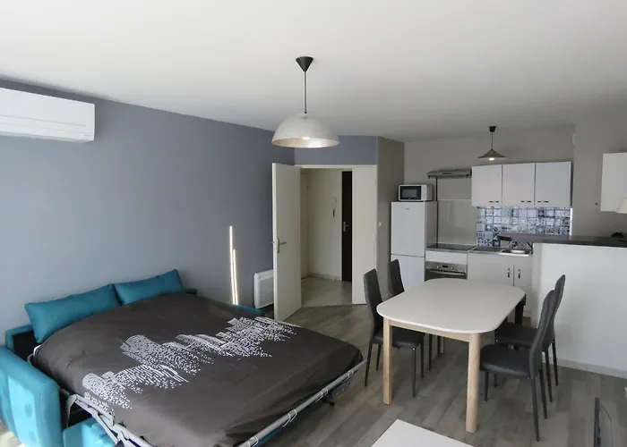 Centre & Acces Facile *